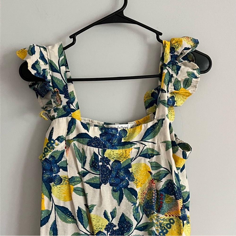 Davi & Dani Lemon Leaf Print Ruffle Strap Square Neckline Summer Blouse - Picture 3 of 5